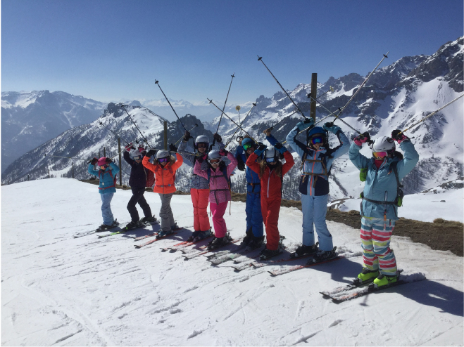students skiing