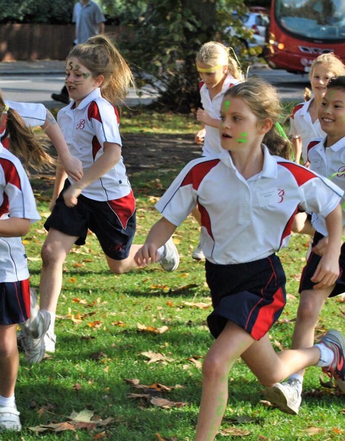 students running